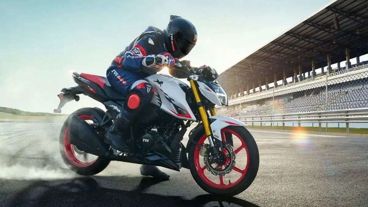2026 TVS Apache RTR 160 4V