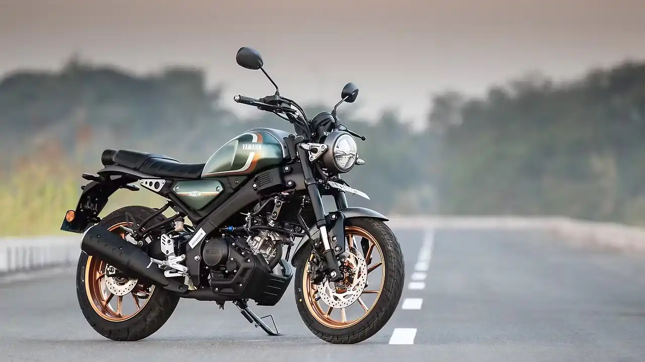 Yamaha XSR155 - Greyish Green Metallic